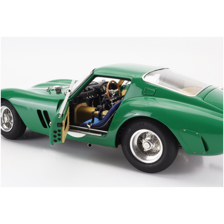 CMC FERRARI 250 GTO ch.4491 RHD COUPE N 44 2nd BRITISH GP SILVERSTONE 1963 DAVID PIPER - GREEN 1/18