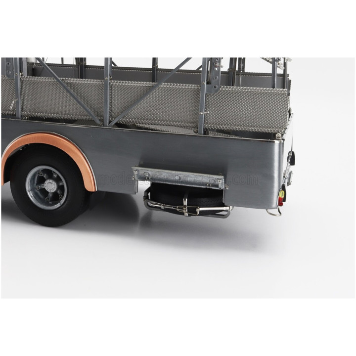 CMC FIAT 642RN2 TRUCK BARTOLETTI F1 FERRARI CAR TRANSPORTER 1957 - CLEAR FINISH GREY 1/18