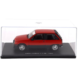 EDICOLA OPEL CORSA 1.3 SR 1983 - CON VETRINA - WITH SHOWCASE - RED 1/24