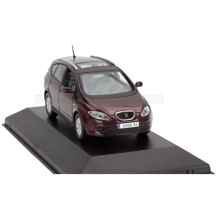 EDICOLA SEAT ALTEA XL 2010 - BORDEAUX MET 1/43
