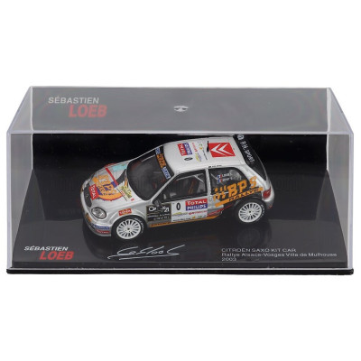 EDICOLA CITROEN SAXO KIT CAR N 0 RALLY ALSACE VOSGES VILLE DE MULTHOUSELOEB 2003 SEBASTIEN LOEB - SEVERINE MENY - CON VETRINA