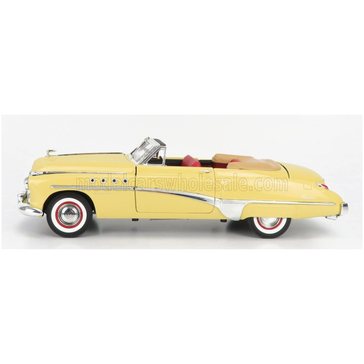 GREENLIGHT BUICK ROADMASTER CABRIOLET OPEN 1949 - CHARLIE BABBITT RAIN MAN - CREAM 1/18
