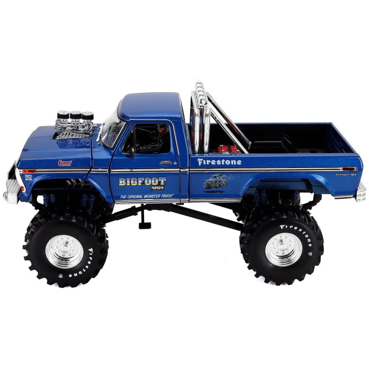 GREENLIGHT FORD USA F-250 PICK-UP MONSTER TRUCK BIGFOOT 1974 WITH BOB CHANDLER FIGURE - BLUE 1/18