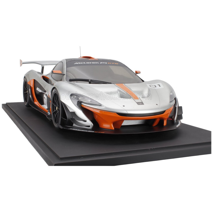 GT SPIRIT McLAREN P1 GTR PEBBLE BEACH 2015 - CON VETRINA - WITH SHOWCASE - GREY ORANGE 1/8