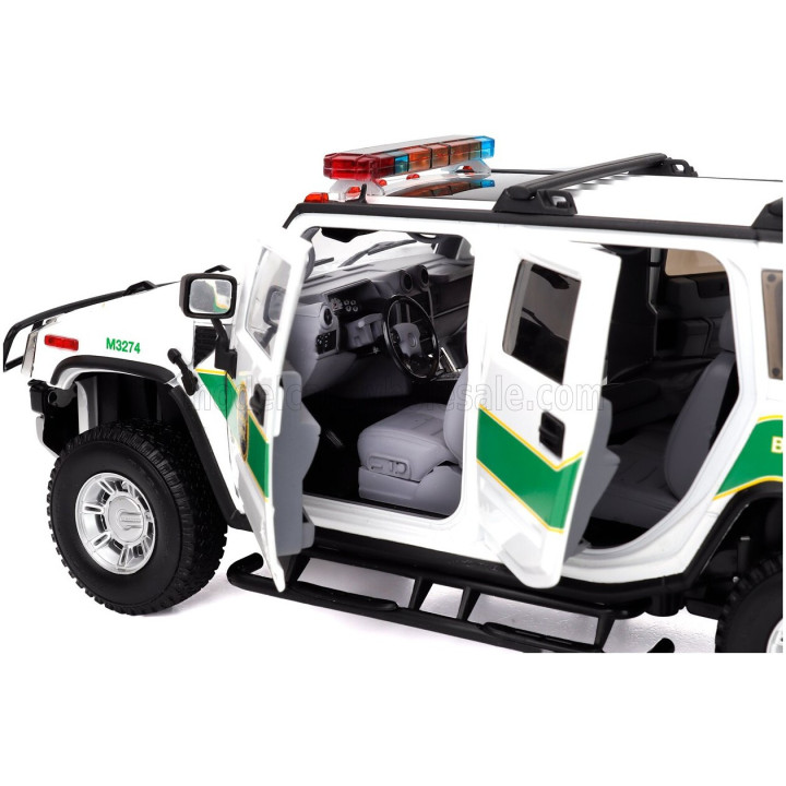 HIGHWAY61 HUMMER H2 BORDER PATROL POLICE 2006 - WHITE GREEN 1/18