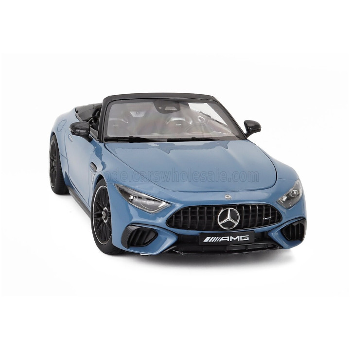 I SCALE MERCEDES BENZ SL-CLASS SL63 AMG (R232) 4MATIC CABRIOLET SPIDER 2021 - LIGHT BLUE BLACK 1/18