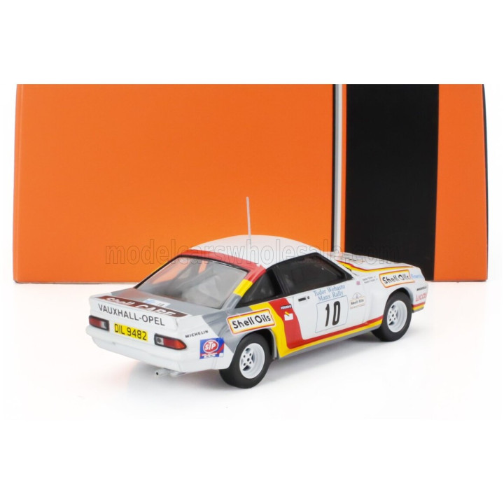 IXO MODELS OPEL MANTA 400 TEAM GM DEALER SPORT N 10 3rd RALLY MANX 1985 BERTIE FISHER - AUSTIN FRAZER - WHITE RED YELLOW 1/43