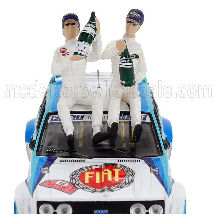 IXO MODELS FIAT 131 ABARTH TEAM FIAT ITALIA (night version) N 10 WINNER RALLY MONTECARLO 1980 WITH FIGURE WALTER ROHRL