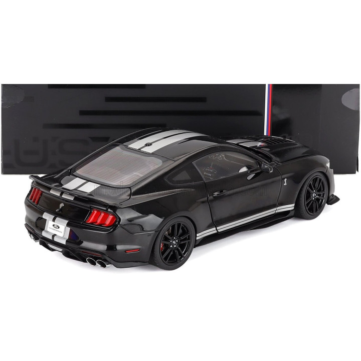 IXO MODELS FORD USA MUSTANG SHELBY GT500 COUPE 2022 - BLACK WHITE 1/18