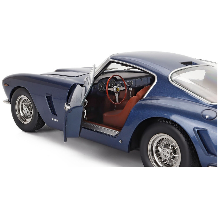 KK SCALE FERRARI 250GT SWB COUPE 1961 - BLUE 1/12