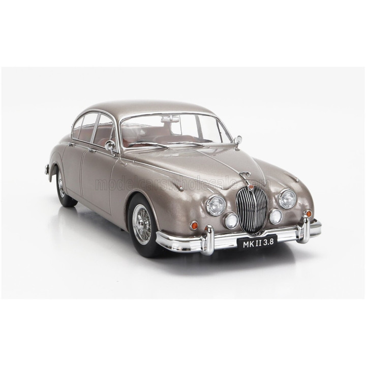 KK SCALE JAGUAR MKII 3.8 RHD 1959 - PEARL SILVER 1/18