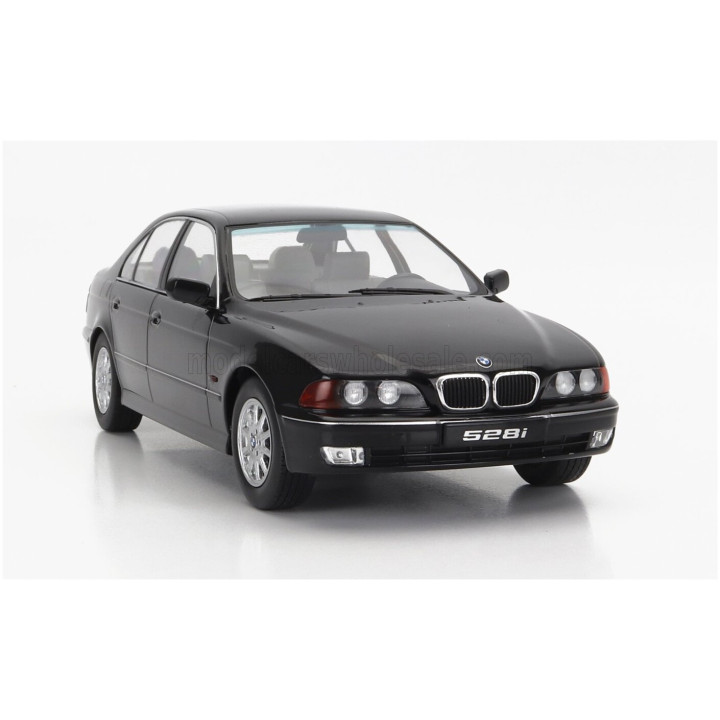 KK SCALE BMW 5-SERIES 528i (E39) SEDAN 1995 - BLACK 1/18