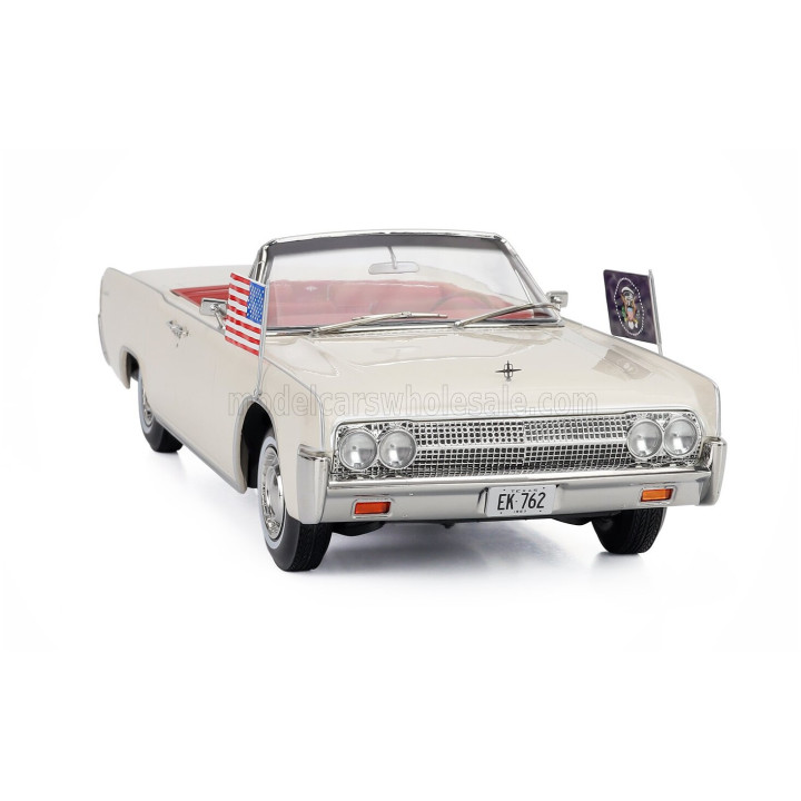 KK SCALE LINCOLN CONTINENTAL CABRIOLET PRESIDENTIAL 1963 JOHN FITZGERALD KENNEDY - WHITE 1/18