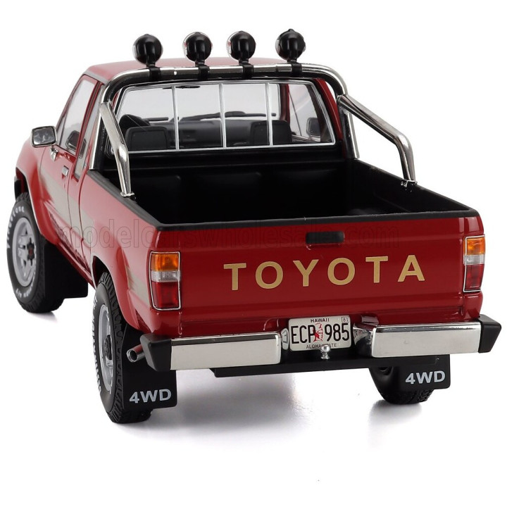 KK SCALE TOYOTA HILUX PICK-UP TRUCK XTRA CAB 4x4 1985 - RED 1/18