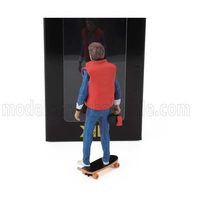 KK SCALE FIGURES MARTY STANDING FOR TOYOTA HILUX PICK-UP TRUCK XTRA CAB 4x4 1985 - BLUE RED 1/18