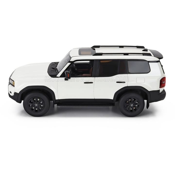 KYOSHO TOYOTA LAND CRUISER 250 2024 - WHITE 1/18