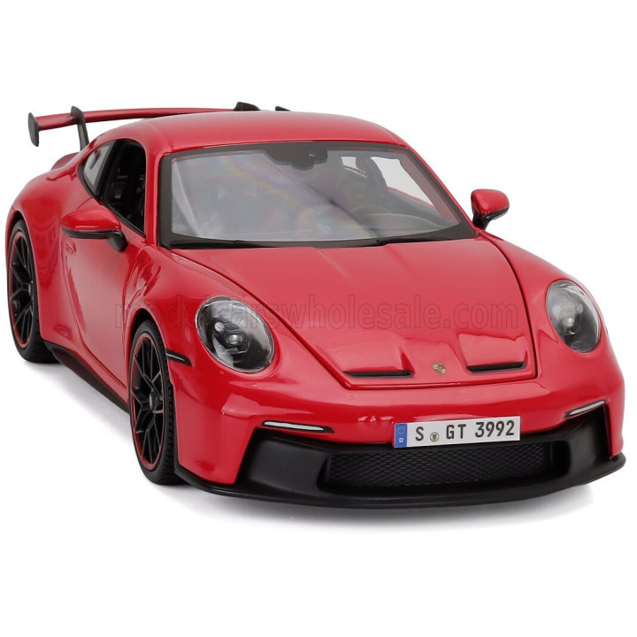 MAISTO PORSCHE 911 992 GT3 COUPE 2022 - RED 1/18
