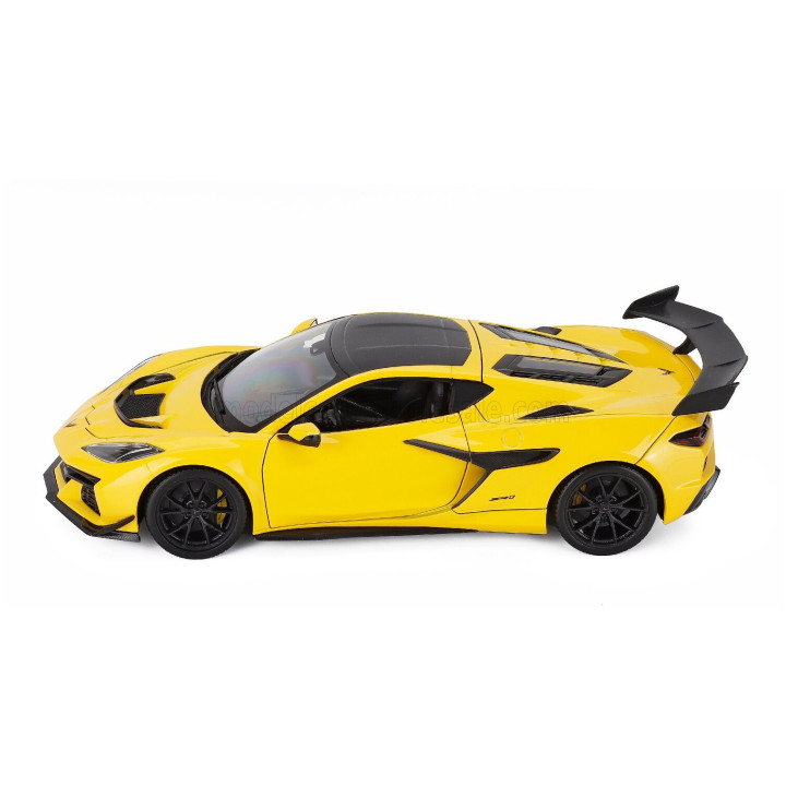MAISTO CHEVROLET CORVETTE ZR1 COUPE 2024 - YELLOW 1/18