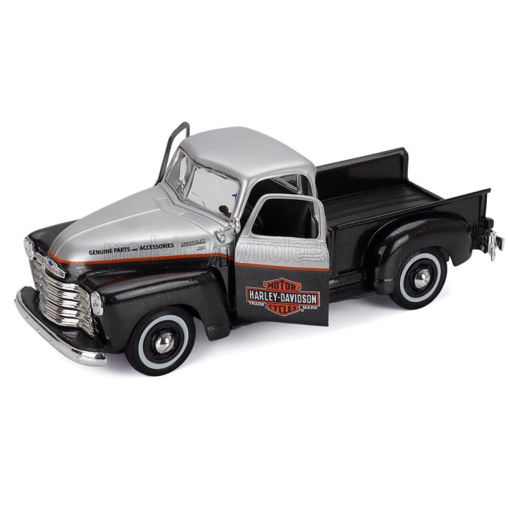 MAISTO CHEVROLET 3100 PICK-UP 1950 + MOTORCYCLE HARLEY DAVIDSON FL PANHEAD 1948 - BLACK SILVER 1/24