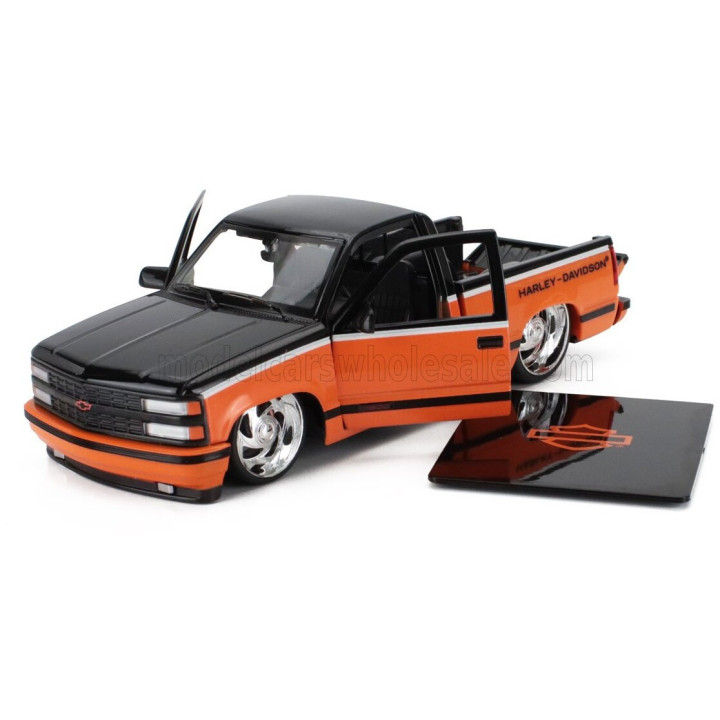 MAISTO CHEVROLET 454 SS PICK-UP HARLEY DAVIDSON 1993 - ORANGE BLACK 1/24