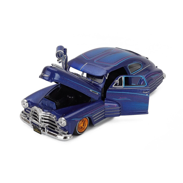 MAISTO CHEVROLET FLEETLINE AEROSEDAN CUSTOM 1948 - BLUE 1/24