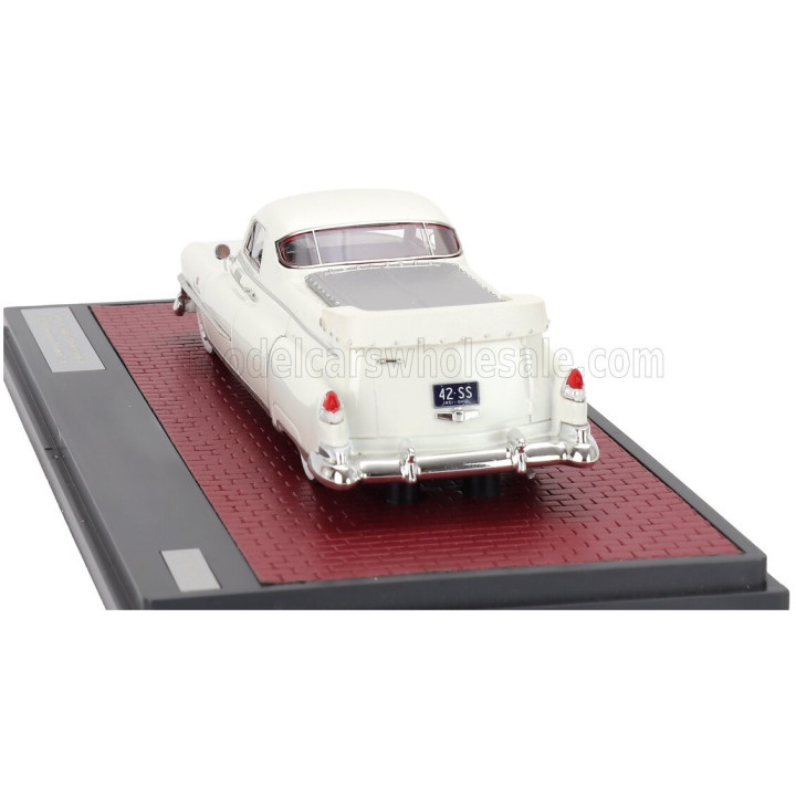 MATRIX SCALE MODELS CADILLAC PROFESSIONAL S&S FLORENTINE FLOWER 1951 - WHITE 1/43