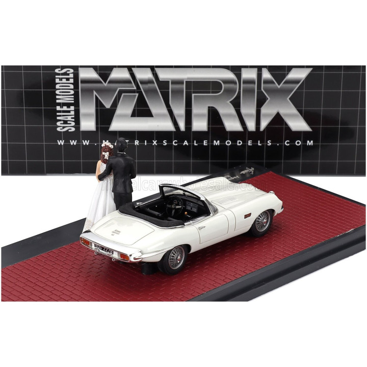 MATRIX SCALE MODELS JAGUAR E-TYPE FRUA ROADSTER OPEN 1964 - MATRIMONIO - JUST MARRIED - WEDDING WITH 2 FIGURES - WHITE 1/43