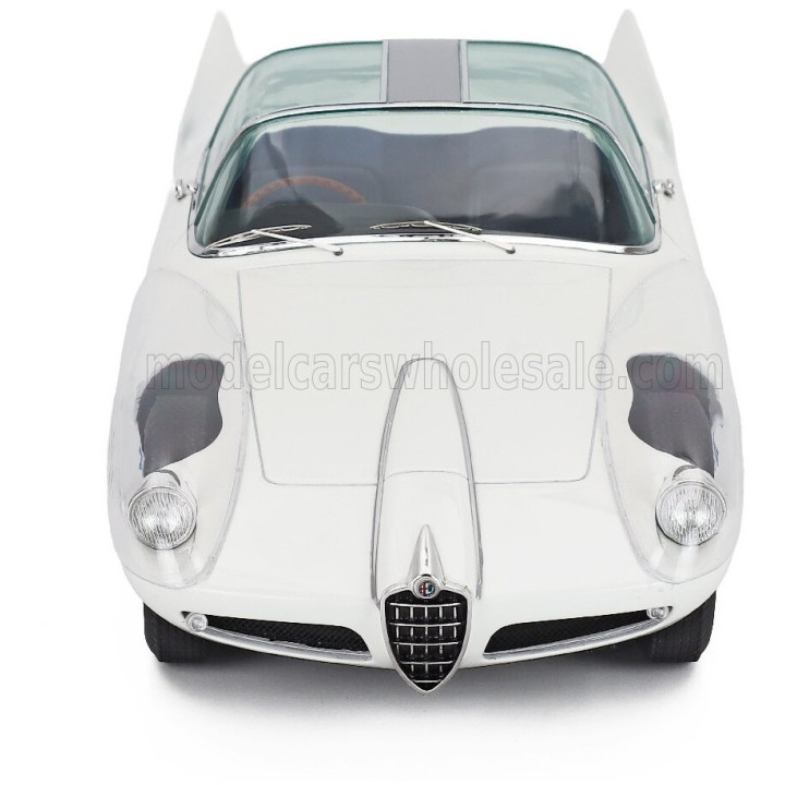 MAXIMA ALFA ROMEO 6C 3000 SUPERFLOW I PININFARINA 1956 - WHITE BLUE SILVER 1/18