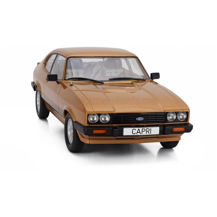 MCG FORD ENGLAND CAPRI MKIII COUPE 1978 - GOLD 1/18