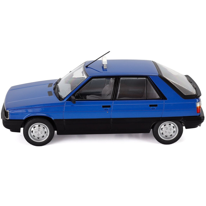 MCG RENAULT R11 TXE TAXI 1985 - BLUE 1/18