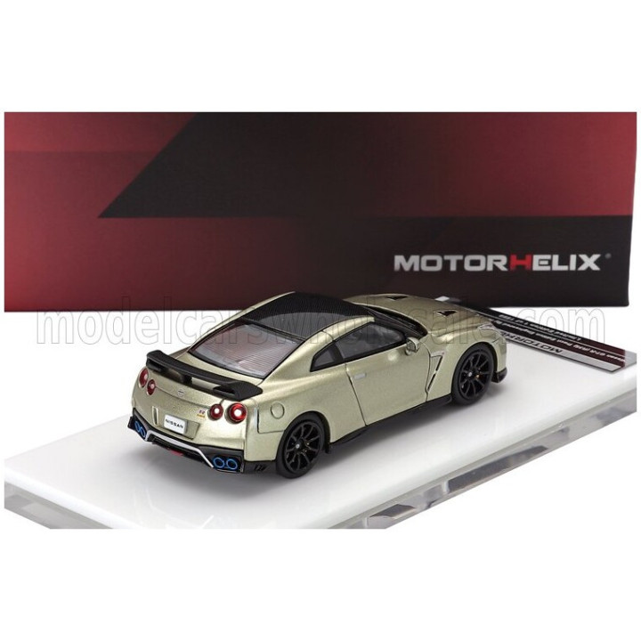 MOTORHELIX NISSAN GT-R (R35) NISMO T-SPEC COUPE 2024 - GOLD MET 1/64