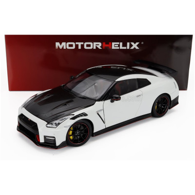 MOTORHELIX NISSAN GT-R NISMO (R35) SPECIAL EDITION 2022 - BRILLIAN WHITE PEARL 1/18