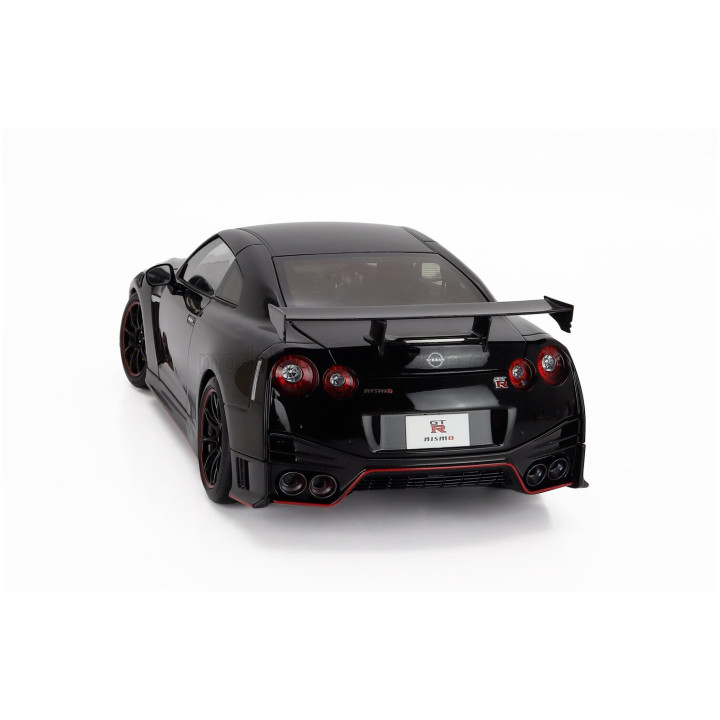 MOTORHELIX NISSAN GT-R NISMO (R35) SPECIAL EDITION 2022 - BLACK PEARL 1/18