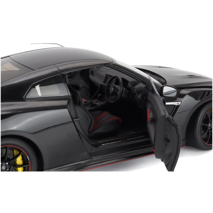 MOTORHELIX NISSAN GT-R NISMO (R35) SPECIAL EDITION 2022 - BLACK PEARL 1/18