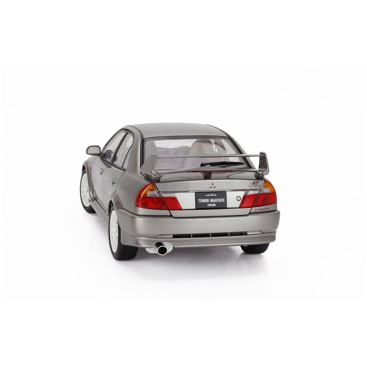 MOTORHELIX MITSUBISHI LANCER EVO VI GSR T.M.E. TOMMY MAKINEN EDITION 2000 - SILVER 1/18