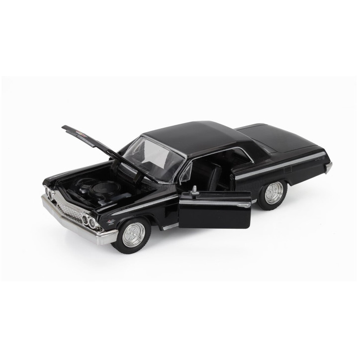 NEWRAY CHEVROLET IMPALA SS 1962 - BLACK 1/24