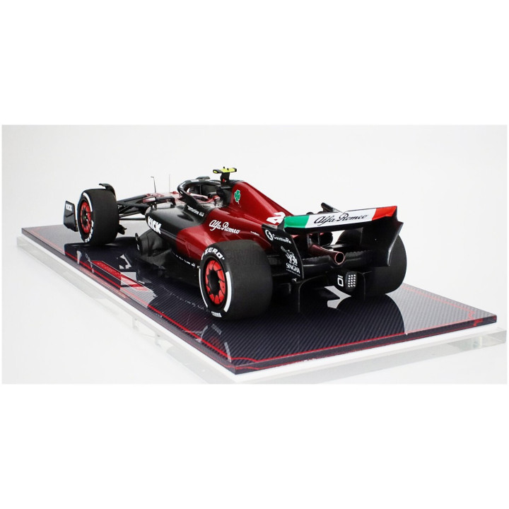 NZG ALFA ROMEO F1 C43 TEAM STAKE N 24 AUSTRALIAN GP 2023 ZHOU GUANYU - CON VETRINA - WITH SHOWCASE - BLACK RED 1/18