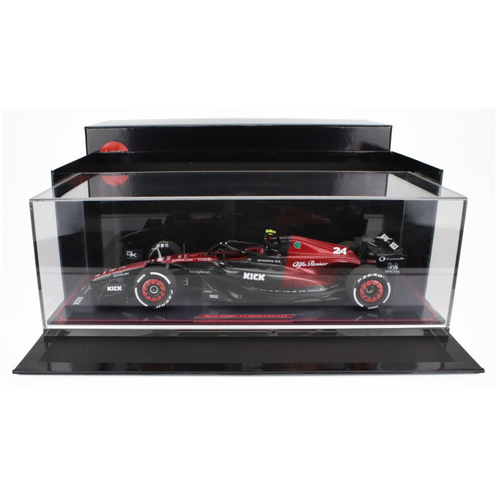 NZG ALFA ROMEO F1 C43 TEAM STAKE N 24 AUSTRALIAN GP 2023 ZHOU GUANYU - CON VETRINA - WITH SHOWCASE - BLACK RED 1/18