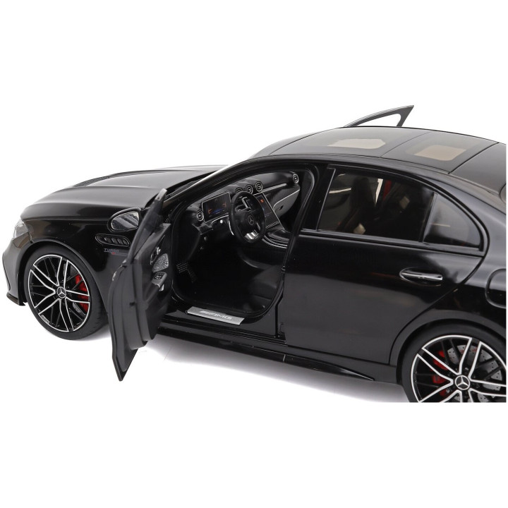 NZG MERCEDES BENZ C-CLASS C63 S E-PERFORMANCE 2024 - OBSIDIAN BLACK 1/18
