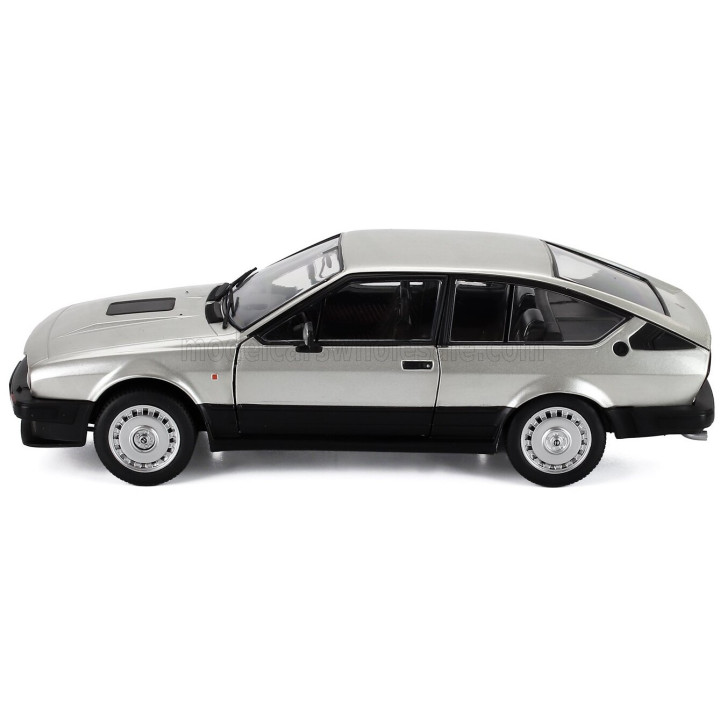SOLIDO ALFA ROMEO ALFETTA GTV 6 1984 - SILVER 1/18