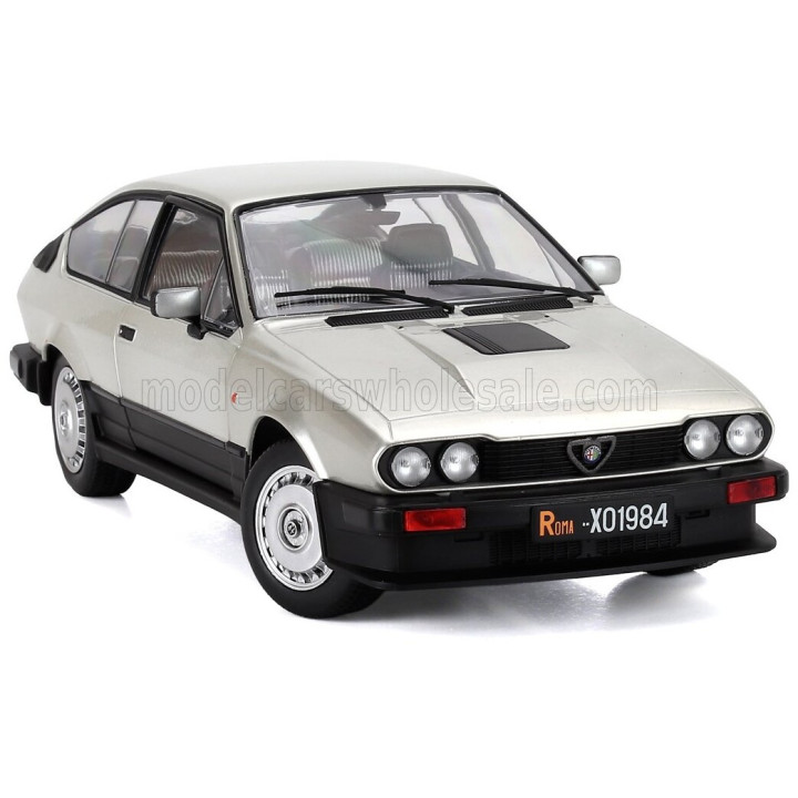 SOLIDO ALFA ROMEO ALFETTA GTV 6 1984 - SILVER 1/18