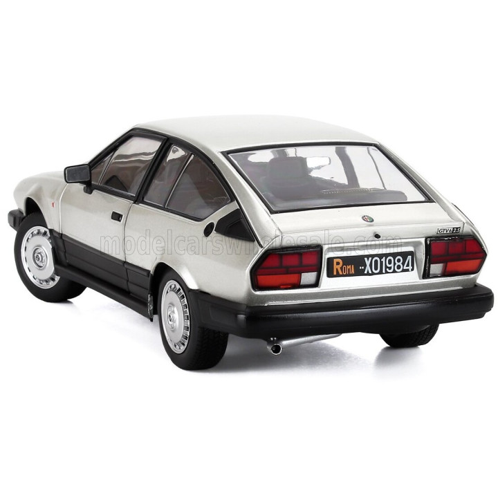 SOLIDO ALFA ROMEO ALFETTA GTV 6 1984 - SILVER 1/18