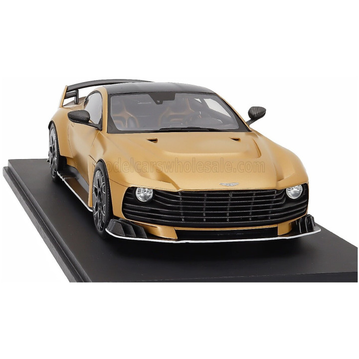 SPARK MODEL ASTON MARTIN VALIANT 2024 - AURIC GOLD MET 1/18