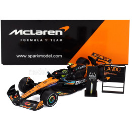 SPARK MODEL McLAREN F1 MCL39 TEAM MCLAREN N 4 WORLD CHAMPION 3rd ABU DHABI GP WITH PIT BOARD 2025 LANDO NORRIS - ORANGE BLACK