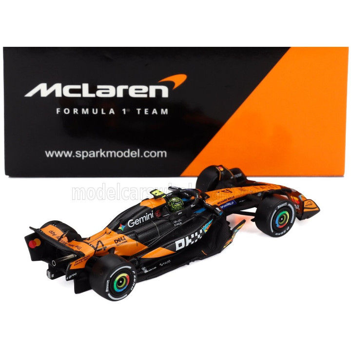SPARK MODEL McLAREN F1 MCL39 TEAM MCLAREN N 4 WORLD CHAMPION 3rd ABU DHABI GP WITH PIT BOARD 2025 LANDO NORRIS - ORANGE BLACK
