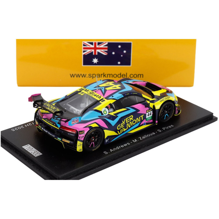 SPARK MODEL AUDI R8 LMS GT3 EVO2 TEAM AUDI GEYER VALMONT RACING N 44 12h BATHURST 2025 SCOTT ANDREWS - SERGIO PIRES - MARCEL
