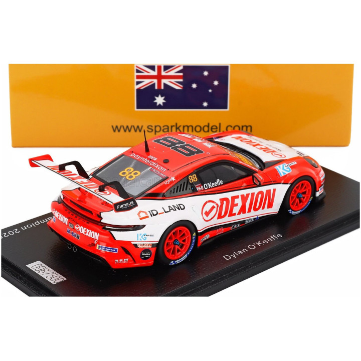 SPARK MODEL PORSCHE 911 992 GT3 N 88 PORSCHE CARRERA CUP AUSTRALIA CHAMPION 2025 DYLAN O'KEEFFE - ORANGE WHITE 1/43