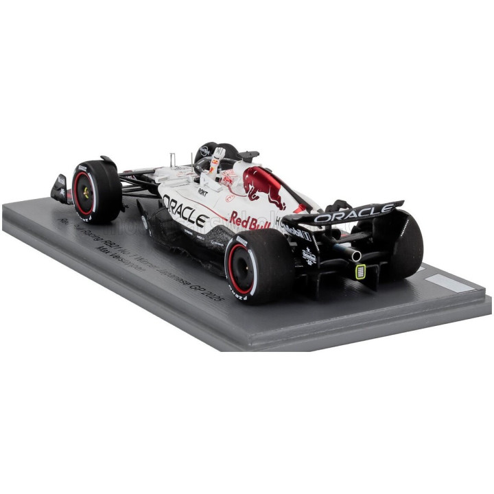 SPARK MODEL RED BULL F1 RB21 TEAM ORACLE RED BULL RACING N 1 WINNER JAPAN GP 2025 WITH PIT BOARD SUPER MAX! WINS MAX VERSTAPPEN