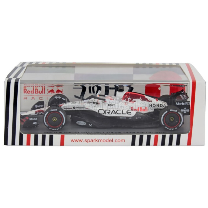 SPARK MODEL RED BULL F1 RB21 TEAM ORACLE RED BULL RACING N 1 WINNER JAPAN GP 2025 WITH PIT BOARD SUPER MAX! WINS MAX VERSTAPPEN