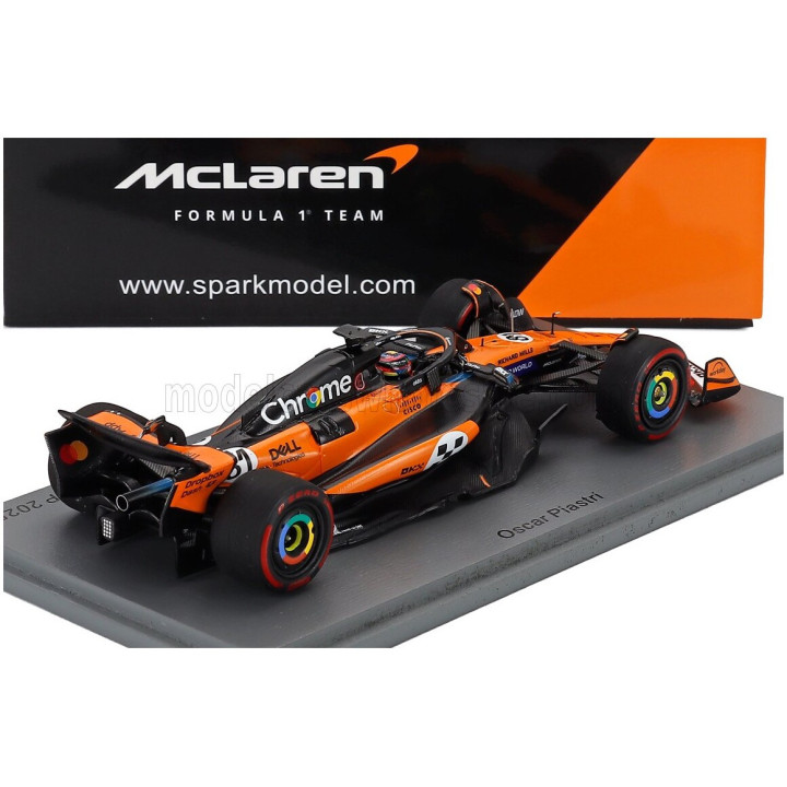SPARK MODEL McLAREN F1 MCL39 TEAM MCLAREN N 81 WINNER SPAIN GP 2025 OSCAR PIASTRI - ORANGE BLACK 1/43